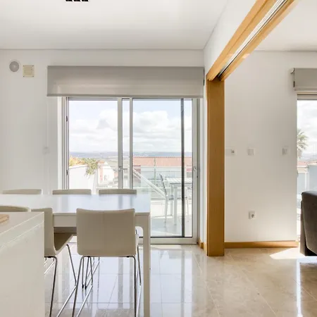 Holiday home Modern With Pool And Barbecue, Cleaning Included Salir de Porto