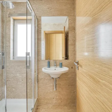 Modern With Pool And Barbecue, Cleaning Included *
